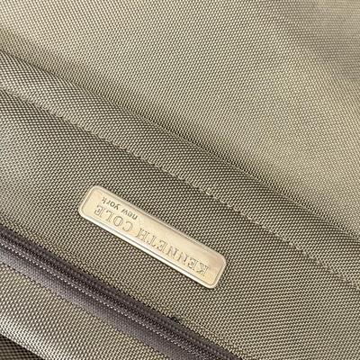 LOT 86: Kenneth Cole Garment Bag