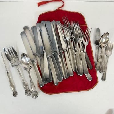 LOT 88: Collection of Silverplated Flatware