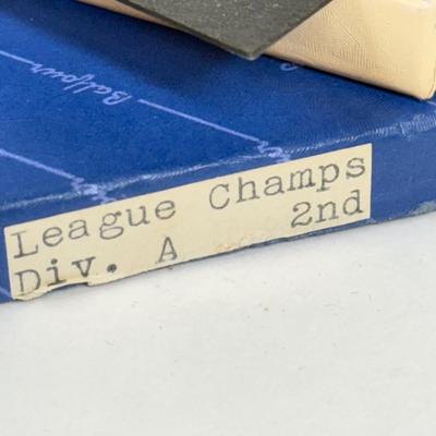 LOT 100: Vintage Championship Medals, New York Patches