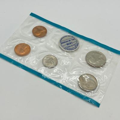 LOT 107: 1968 and 1969 Uncirculated Coin Sets