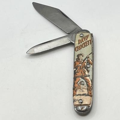 LOT 108: Two Vintage Pocket Knives - EKA Sweden and Davy Crocket