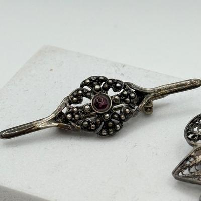 LOT 116: Two Vintage Sterling Silver Brooches/Pins (12.3g)