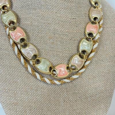 LOT 121: Collection of Necklaces