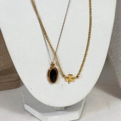 LOT 121: Collection of Necklaces