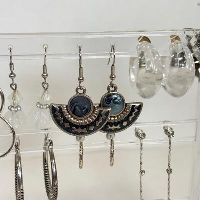 LOT 126: Pierced Earring Collection