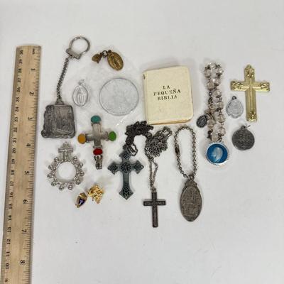 LOT 129: Religious Jewelry, Crosses, Pope Coin & More