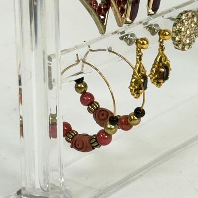LOT 131: Pierced Earring Collection