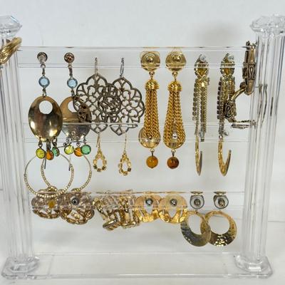 LOT 133: Pierced Earring Collection