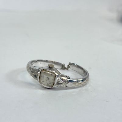 LOT 135: Ladies Watches: Majestron, Benrus & Bulova