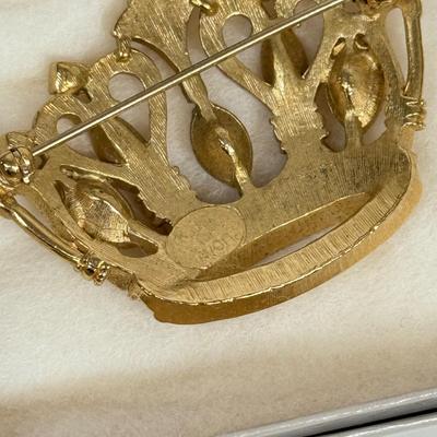 LOT 137: Kenneth Jay Lane’s Crown Pin, Rhinestone Pins/Brooches & Bracelet