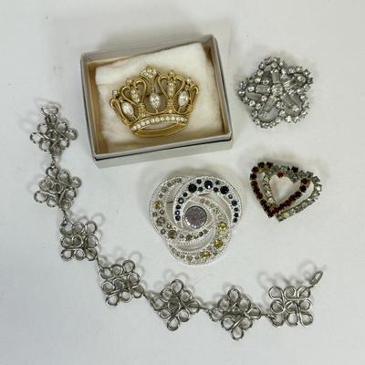 LOT 137: Kenneth Jay Lane’s Crown Pin, Rhinestone Pins/Brooches & Bracelet
