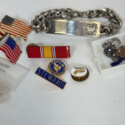 LOT 139: American Flag Pins, Army Ribbons & More