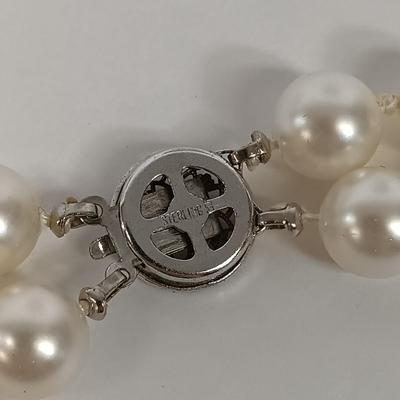 LOT 144: Large Collection of Feaux Pearl / Freshwater Pearl Necklaces, Bracelets & Earrings