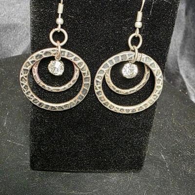 Vintage Silver-Tone Concentric Circle Drop Earrings with Crystal Accent