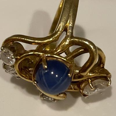 18k Linde Star Sapphire and Diamond ring