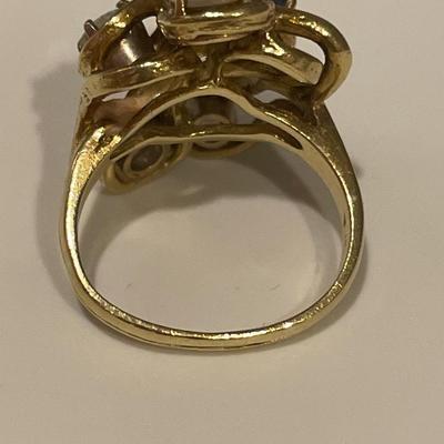 18k Linde Star Sapphire and Diamond ring