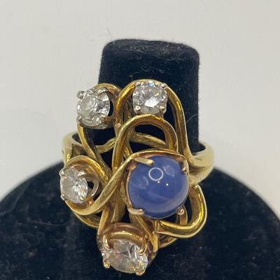 18k Linde Star Sapphire and Diamond ring