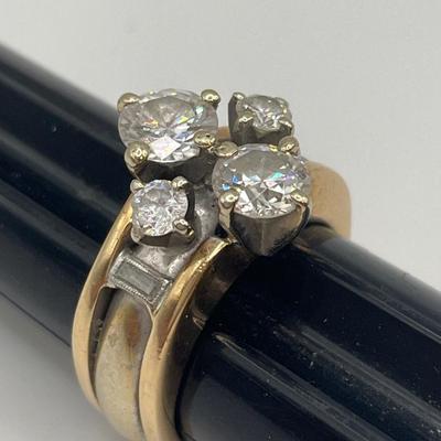 Super sparkly diamond and 14k ring
