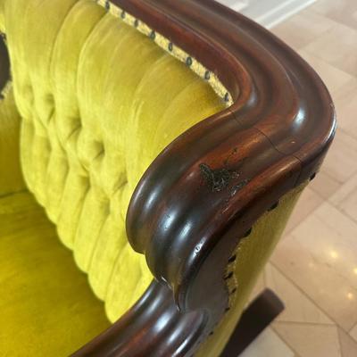 Upholstered Victorian-Style Rocking Armchair with Tufted Velvet Seat