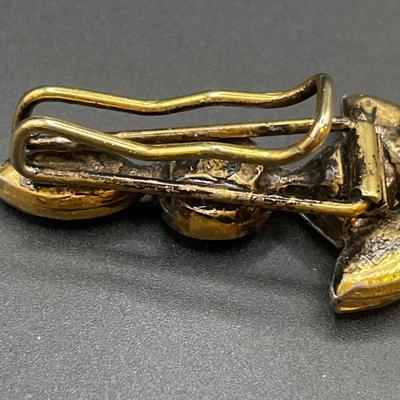 Vintage unique clip with rhinestones