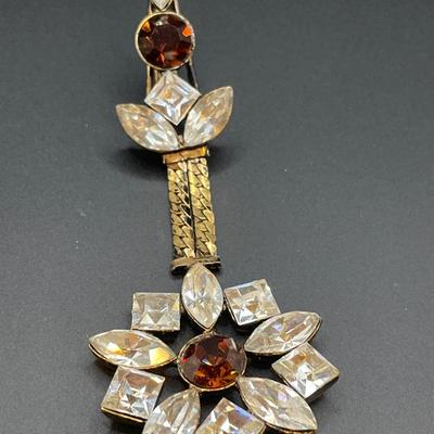 Vintage unique clip with rhinestones