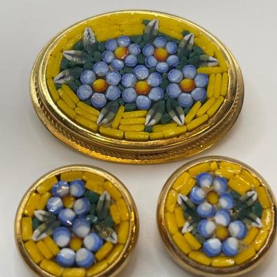 Vintage ITALY Micro Mosaic Round Gold Tone Brooch/Pin And earrings