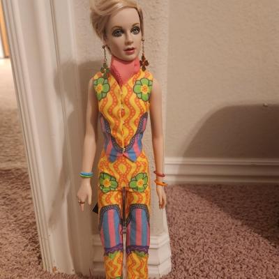 2001 Twiggy Doll