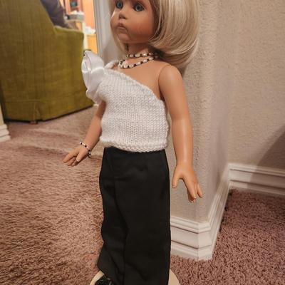 2008 Virginia Turner Going Out Doll