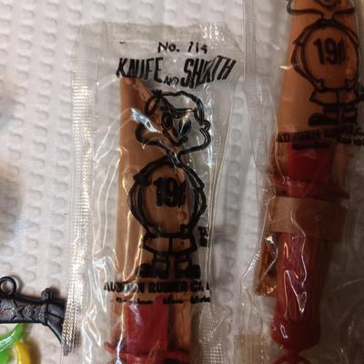 GUMBALL MACHINE TOYS AND DIME STORE TOYS