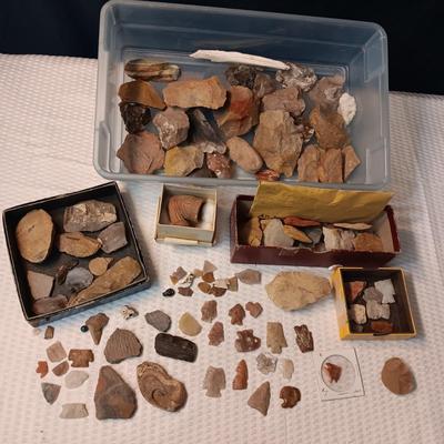 PARTIAL ARROW HEADS AND NATIVE AMERICAN ARTIFACTS