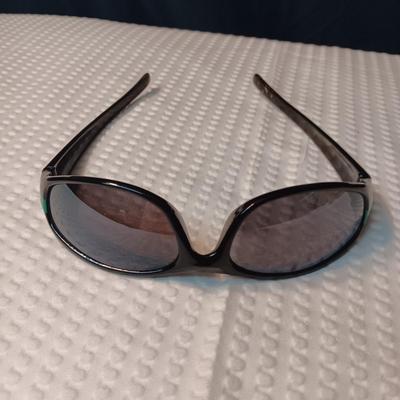 SUNGLASSES WITH GREEN FLAMES