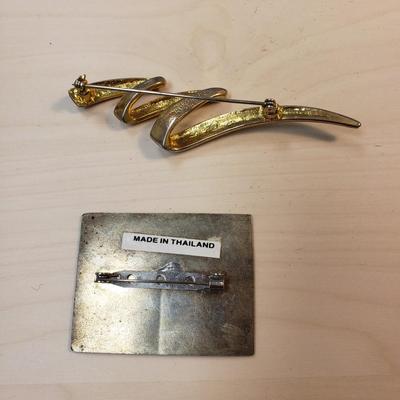 Fashion and Holiday Pins (ST-KD)