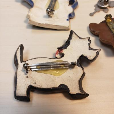 Fashion and Holiday Pins (ST-KD)