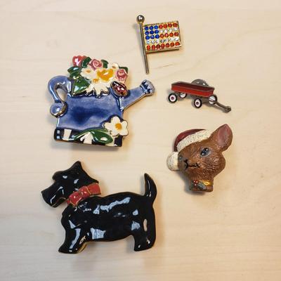 Fashion and Holiday Pins (ST-KD)