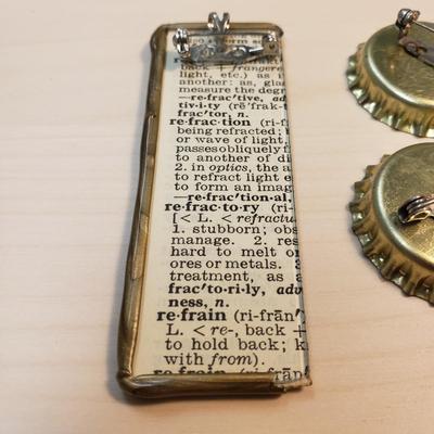 Fashion and Holiday Pins (ST-KD)