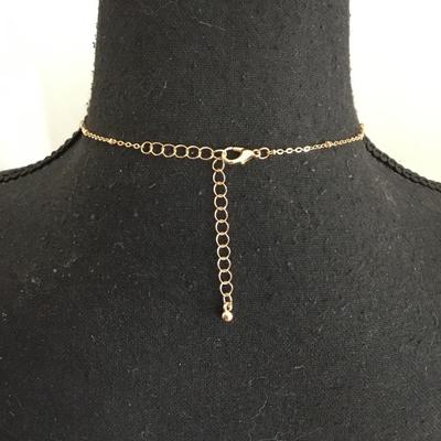 Beautiful gold tone, cameo fashion necklace