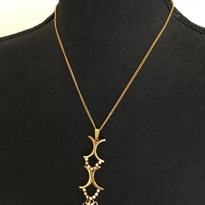 Beautiful, vintage, dainty delicate, rhinestone, faux, pearl waterfall necklace