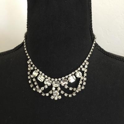 Gorgeous, art deco, crystal rhinestone, choker statement, necklace excellent condition
