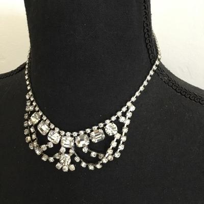 Gorgeous, art deco, crystal rhinestone, choker statement, necklace excellent condition