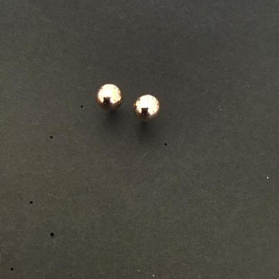 Very nice rose gold ball stud earrings