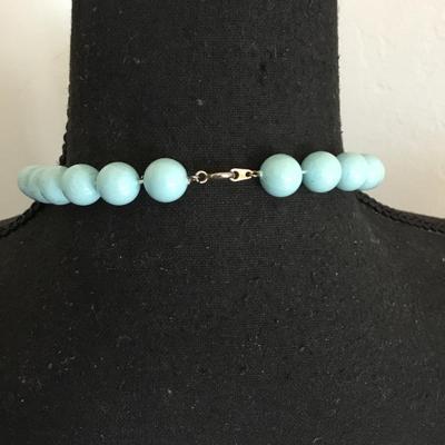 Vintage 50s sky blue beaded necklace