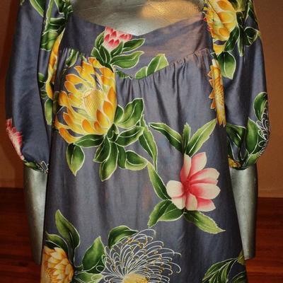 Vtg 1970's Hilo Hatties hand printed floral dress Hawaii 