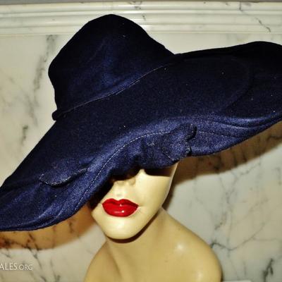 Vintage 1920'a Platter tilt wide brim felt blue hat amazing