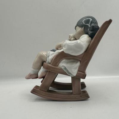 Lladró Porcelain Figurine – Girl in Rocking Chair with Doll