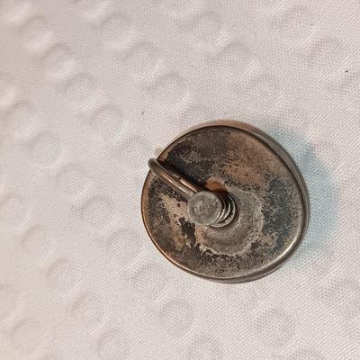 CAT EYE SHELL SCREW BACK EARRINGS