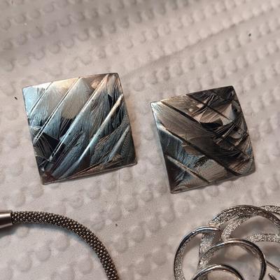 SILVER-TONE FASHION JEWELRY