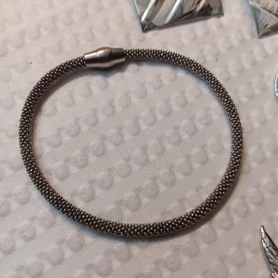 SILVER-TONE FASHION JEWELRY