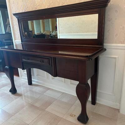 Antique Mahogany Queen Anne–Style Wood Sideboard with Framed Mirror