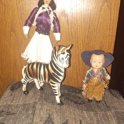 ANNIE OAKLEY, HER LITTLE FRIEND AND A ZEBRA