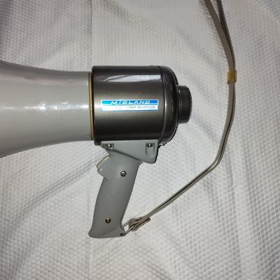 MIDLAND MODEL 13-301 MEGA PHONE